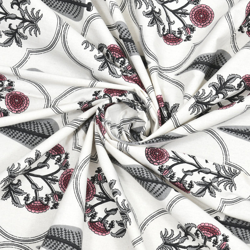 Kalakarti Jaipuri Printted 100% Cotton Bedsheet With 2 Plow Covers