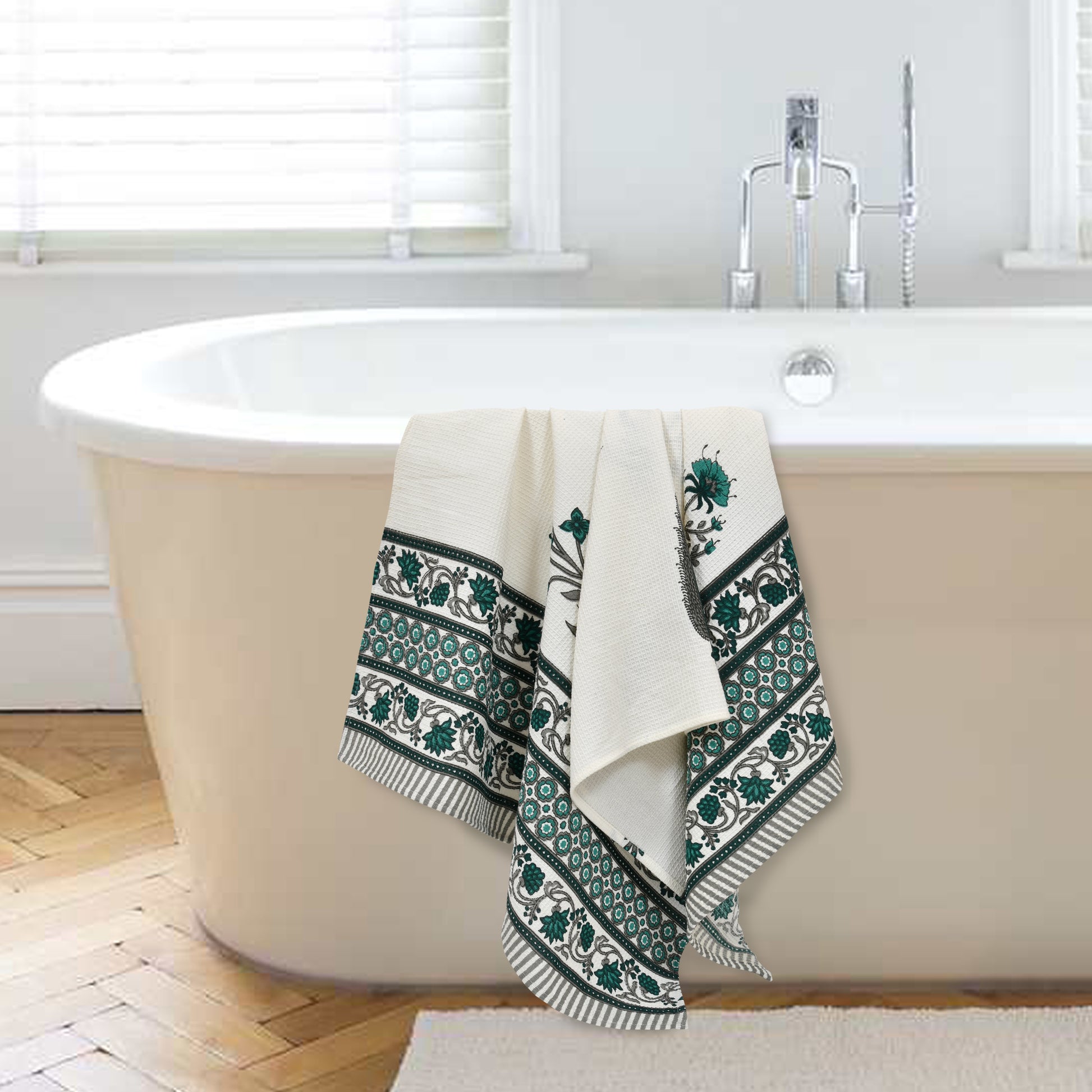 EasyGoods® Luxury Cotton Bath Towel - Elegant Print in White & Green Tones - EasyGoods India